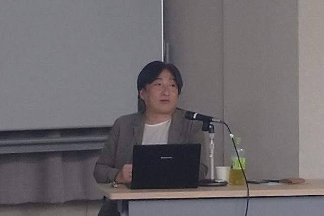 ʐ^F()CmJ@\CꎑZ^[㗝}JMj