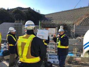 ʐ^[1̂ɂĂ̍u`󋵁ig摜ւ̃Nj