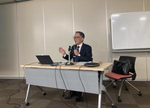 �ʐ^�[2�F���u���̗l�q2�i�g��摜�ւ̃����N�j